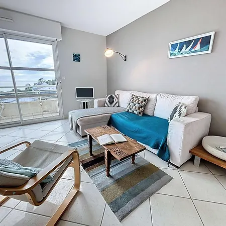 Apartment A 300m De La Avec Balcon Et Parking A - Fr-1-361-17 Granville