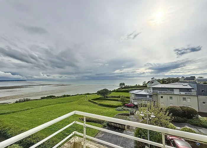 Apartment A 300m De La Avec Balcon Et Parking A - Fr-1-361-17